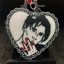 Load image into Gallery viewer, billy loomis heart keyring