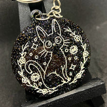 Load image into Gallery viewer, Kiki’s delivery service Jiji inspired keyring
